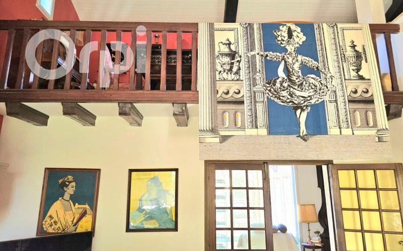 Propriété - 561 m² - 11 pièces