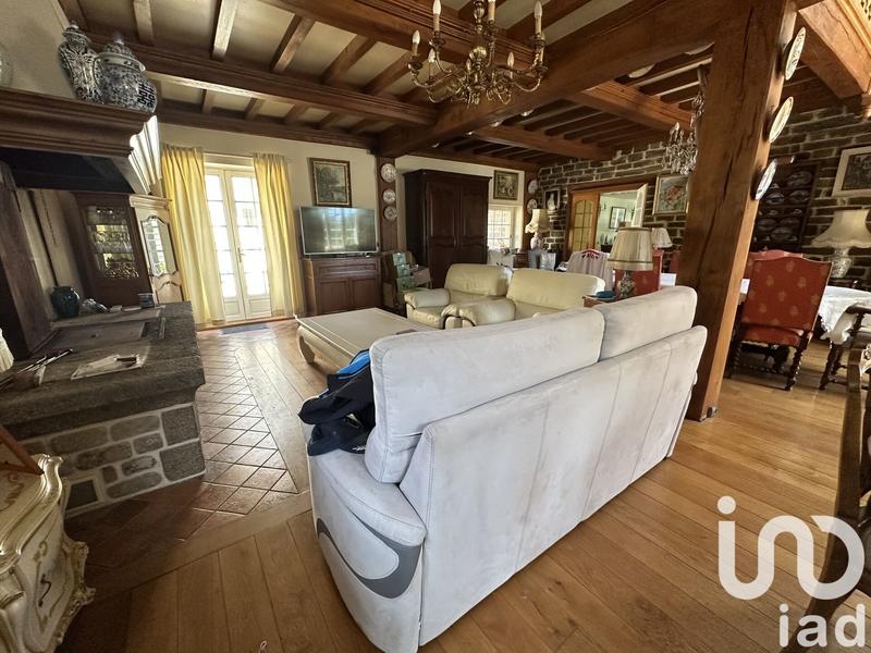 Maison - 203 m² - 5 pièces