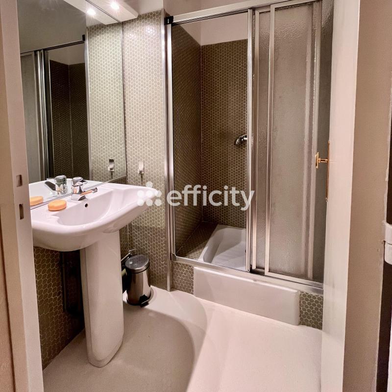 Appartement - 92 m² - 4 pièces