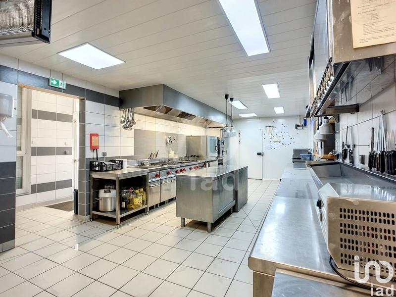 Local commercial - 200 m²