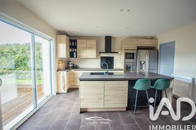 Maison - 98 m² - 5 pièces