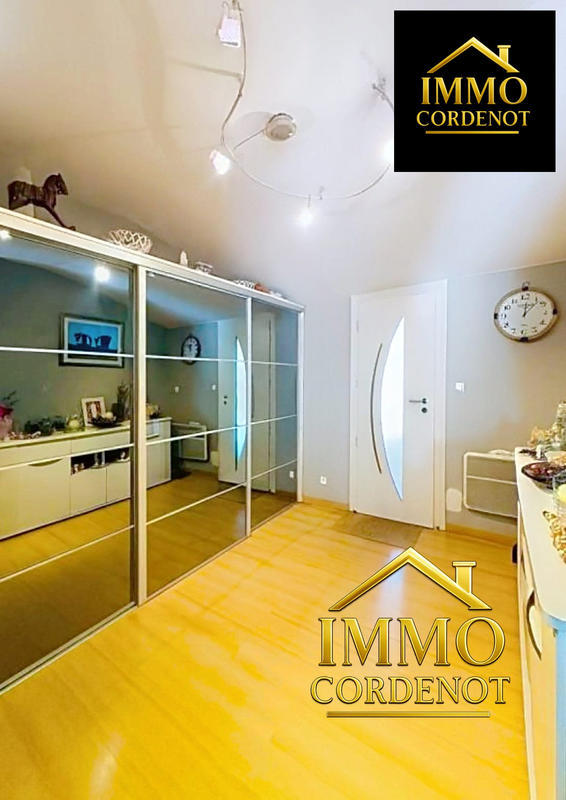 Villa - 250 m² - 7 pièces