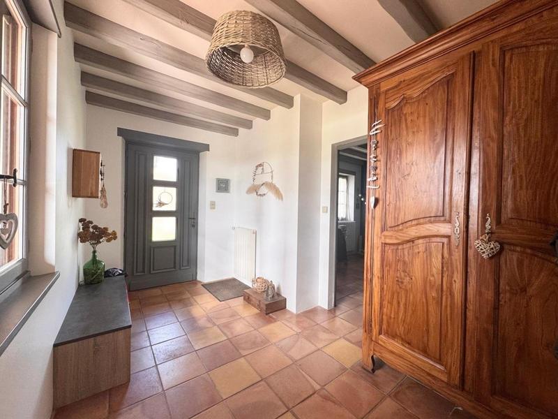 Maison - 258 m² - 9 pièces