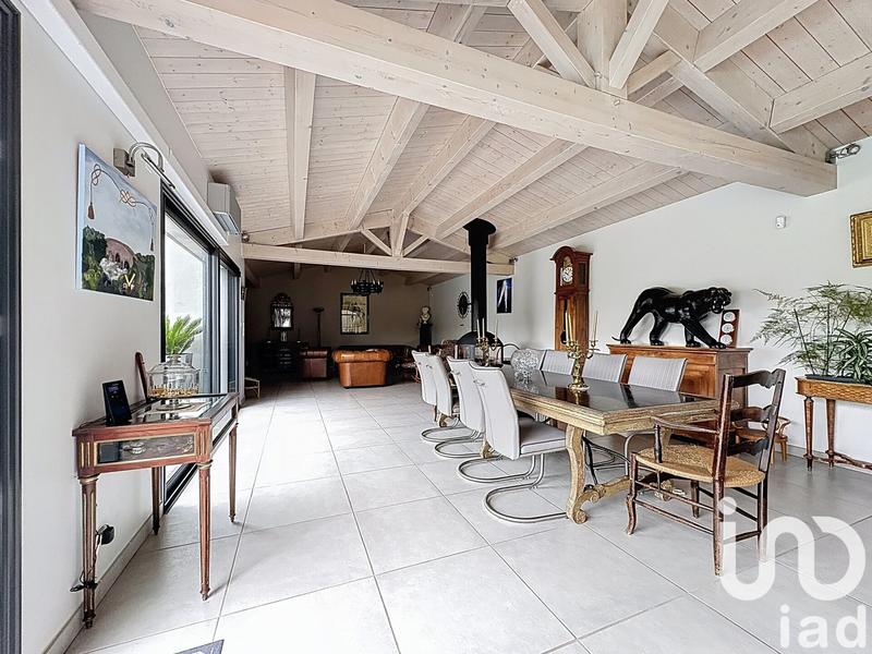 Maison de maîtres - 222 m² - 9 pièces