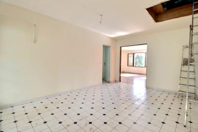 Appartement - 130 m² - 5 pièces