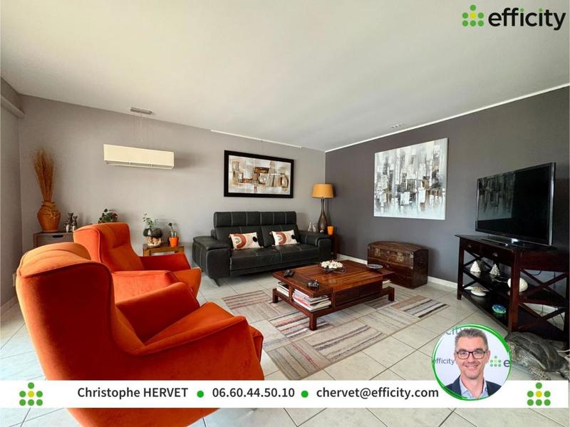 Pavillon - 238 m² - 8 pièces