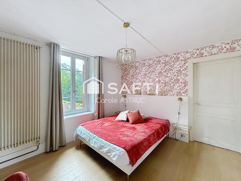 Maison de maîtres - 280 m² - 14 pièces