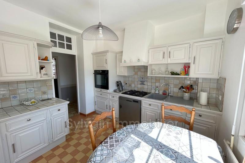 Maison - 169 m² - 6 pièces