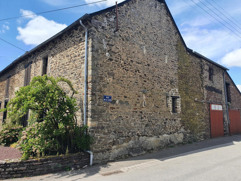 Maison - 160 m² - 7 pièces