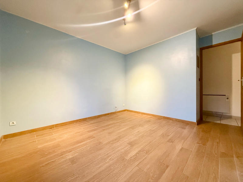 Maison - 99 m² - 5 pièces