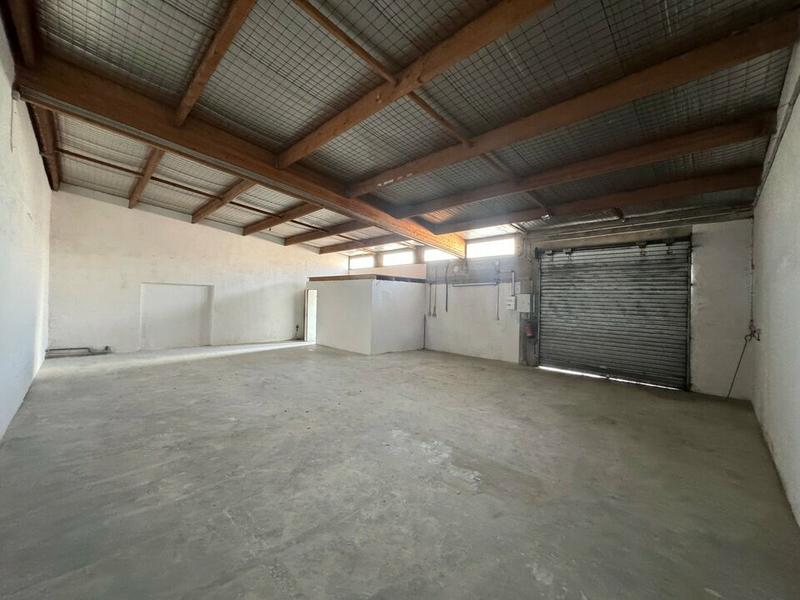 Atelier d'activités - 120 m²