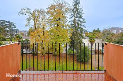 Appartement - 155 m² - 6 pièces