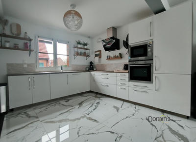 Maison - 100 m² - 5 pièces