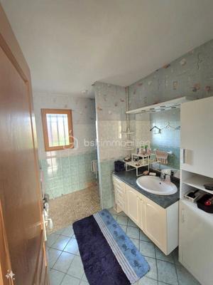 Maison de village - 90 m² - 3 pièces