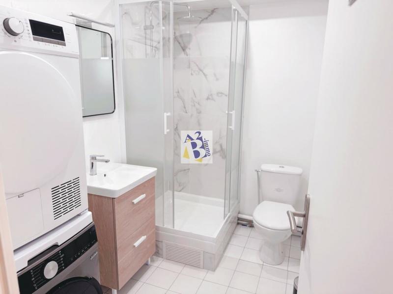 Appartement - 102 m² - 6 pièces