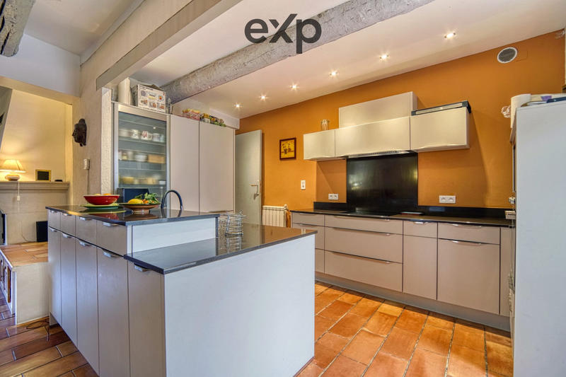 Maison - 140 m² - 7 pièces