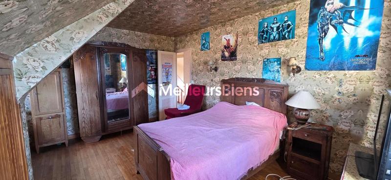 Maison - 145 m² - 9 pièces