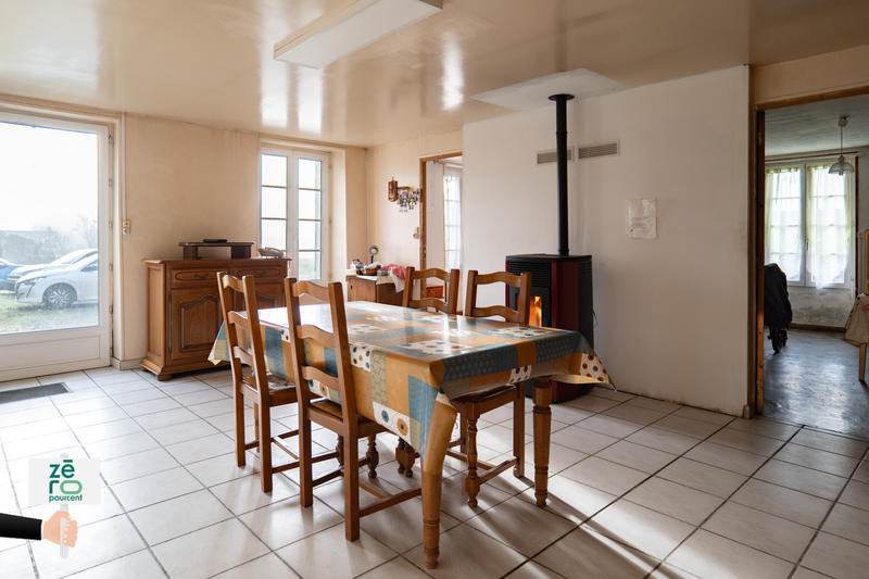 Maison - 300 m² - 3 pièces