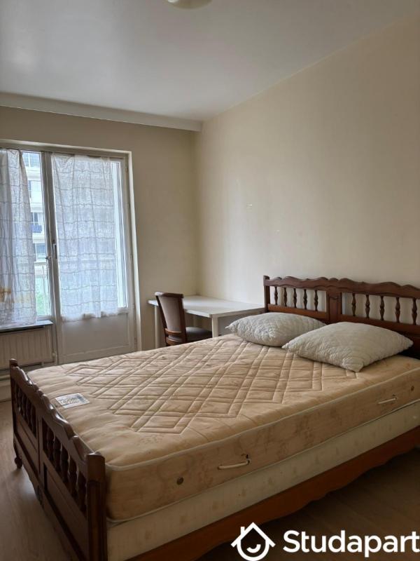 Chambre - 15 m² - 1 pièce