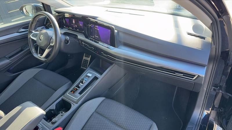 Volkswagen Golf 1.5 e-Tsi 130 Dsg7 Active