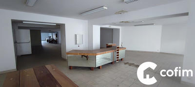 Local commercial - 285 m²