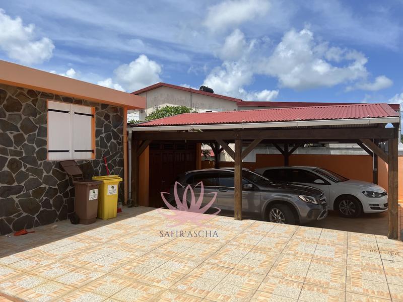 Maison - 177 m² - 5 pièces