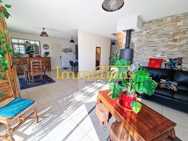 Maison - 143 m² - 5 pièces
