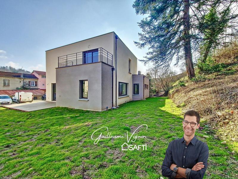 Maison - 147 m² - 6 pièces