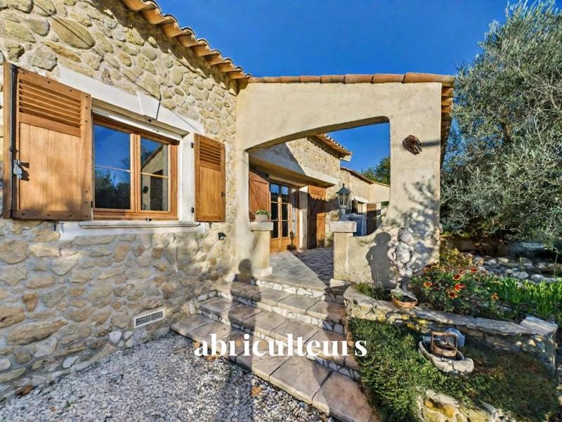 Maison ancienne - 180 m² - 7 pièces