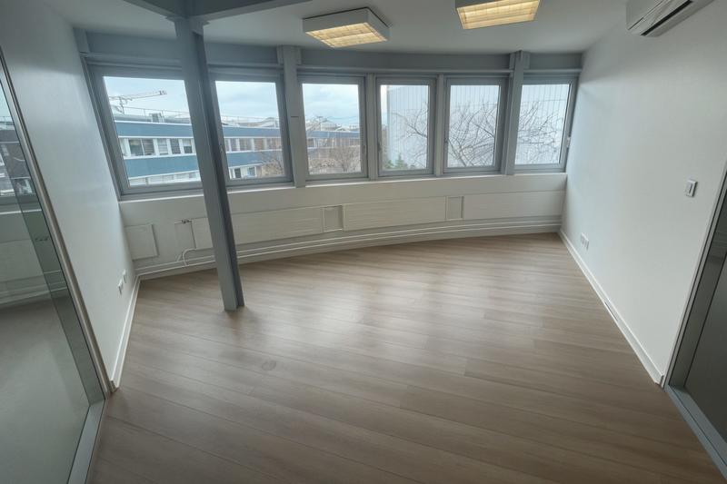 Bureau - 770 m²