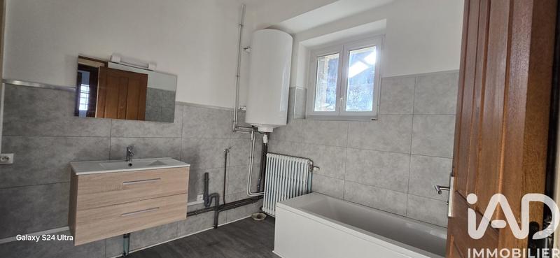 Appartement - 90 m² - 3 pièces