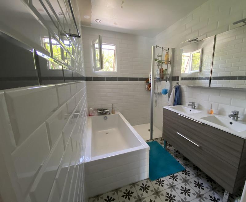 Maison - 166 m² - 7 pièces