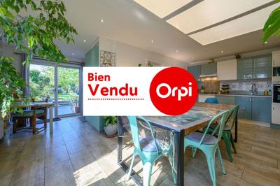 Maison - 80 m² - 4 pièces