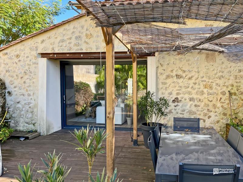 Maison - 105 m² - 4 pièces