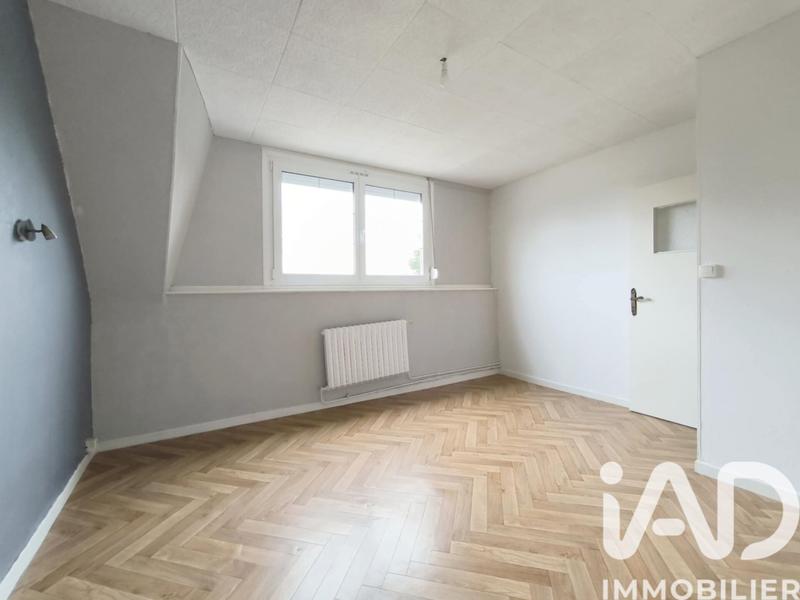 Maison - 96 m² - 5 pièces