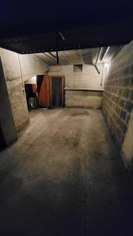 Parking / Garage - 14 m²