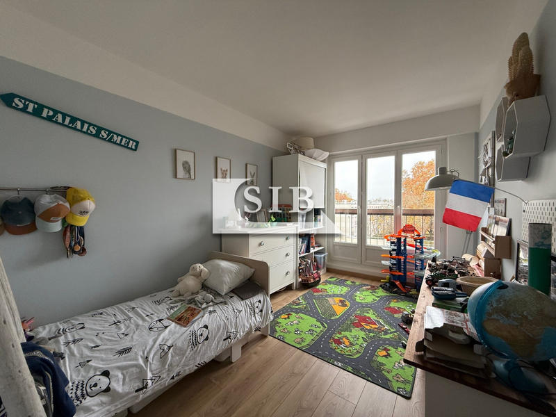 Appartement - 75 m² - 4 pièces