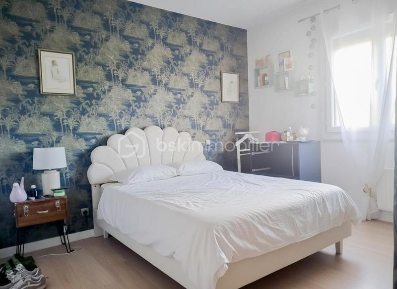 Maison - 80 m² - 5 pièces