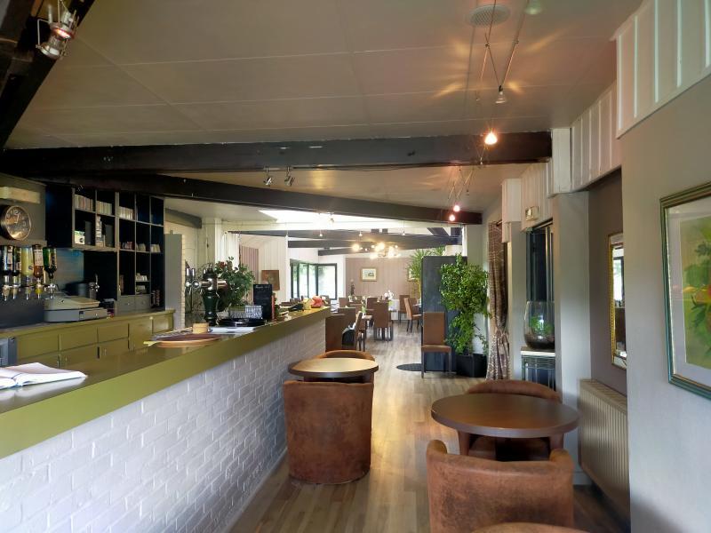 Local commercial - 380 m² - 8 pièces