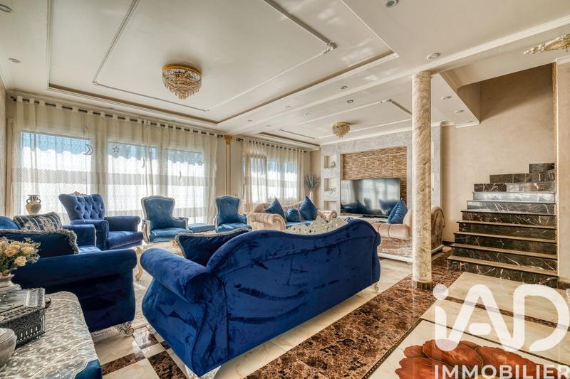 Maison - 190 m² - 8 pièces