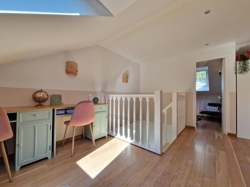 Pavillon - 188 m² - 7 pièces