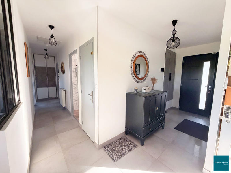 Maison - 105 m² - 5 pièces