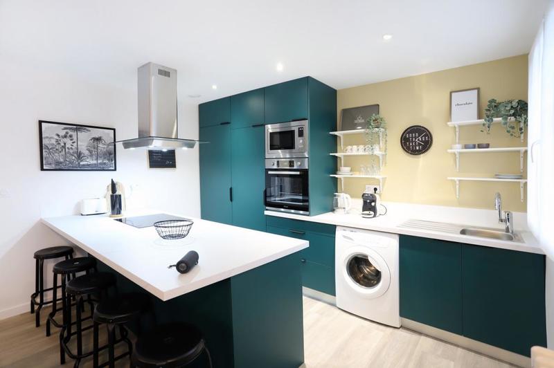 Appartement - 97 m² - 6 pièces