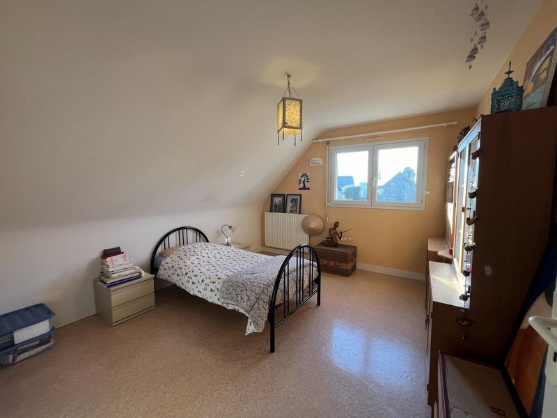 Maison traditionnelle - 170 m² - 8 pièces