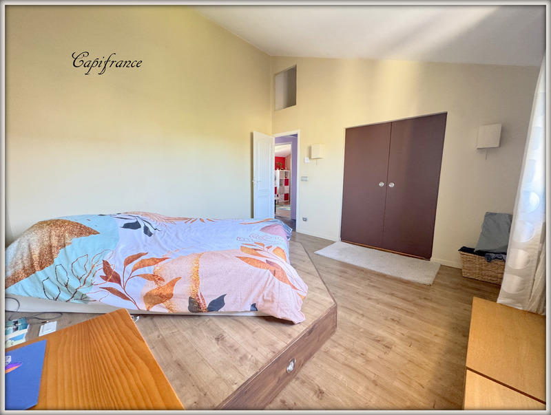 Maison - 133 m² - 6 pièces