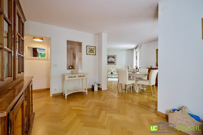 Appartement - 91 m² - 4 pièces