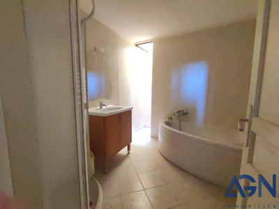 Maison - 106 m² - 4 pièces