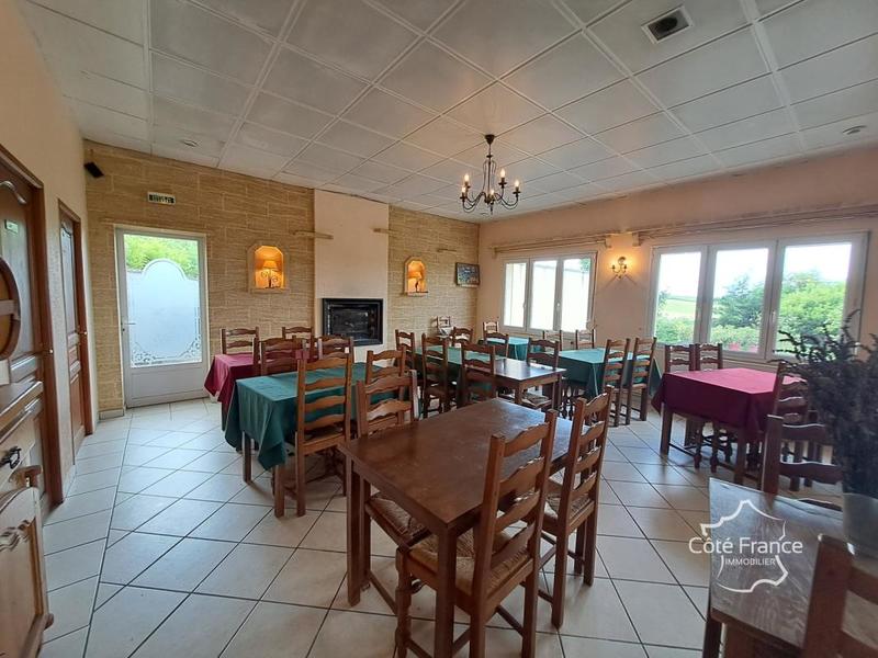 Maison - 217 m² - 7 pièces