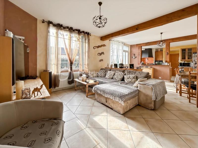 Maison - 124 m² - 6 pièces