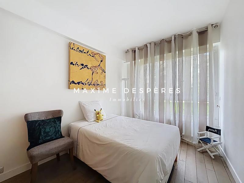 Appartement - 125 m² - 5 pièces